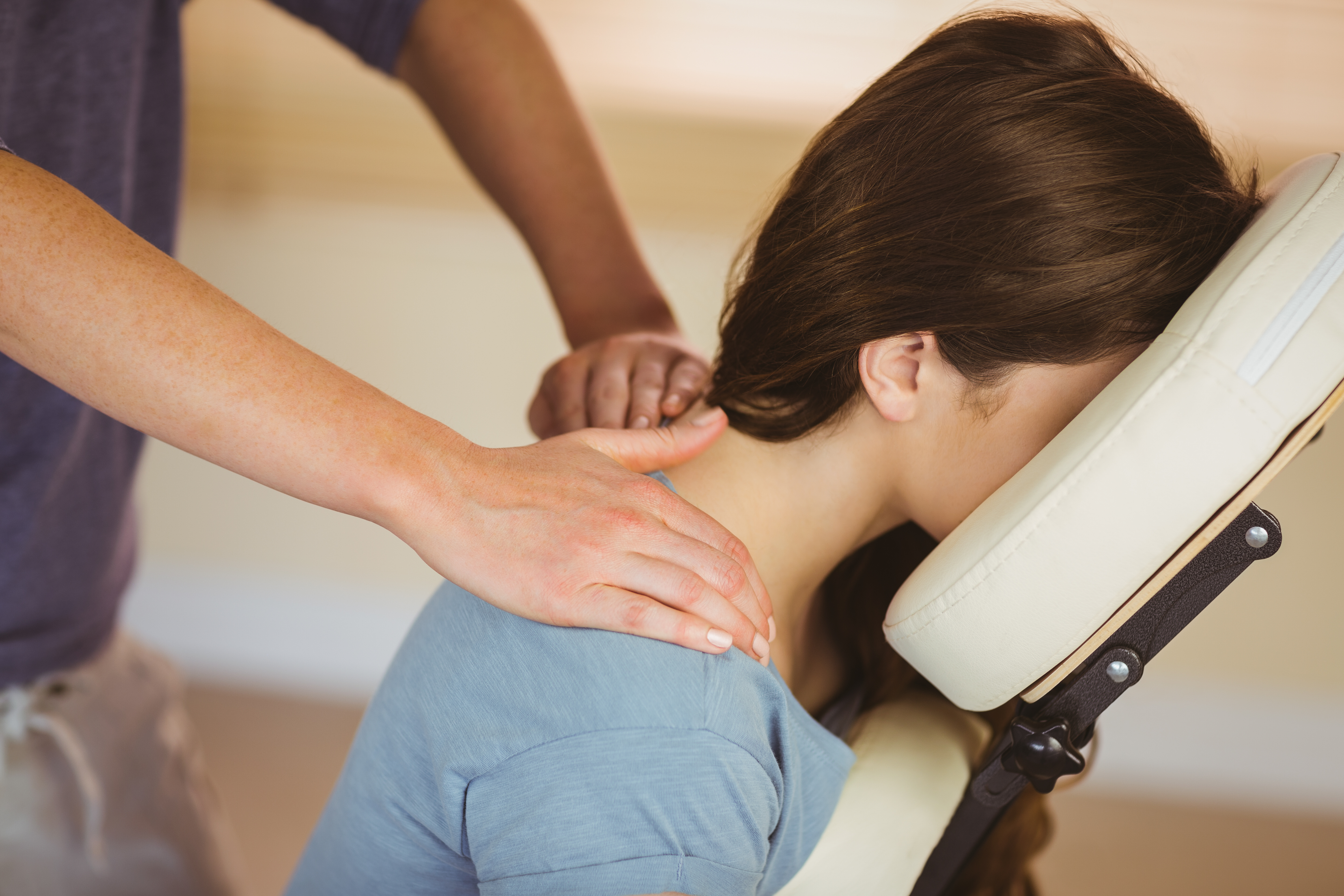 patient receiving integrated massage therapy