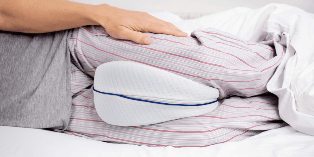 knee support pillow for hips